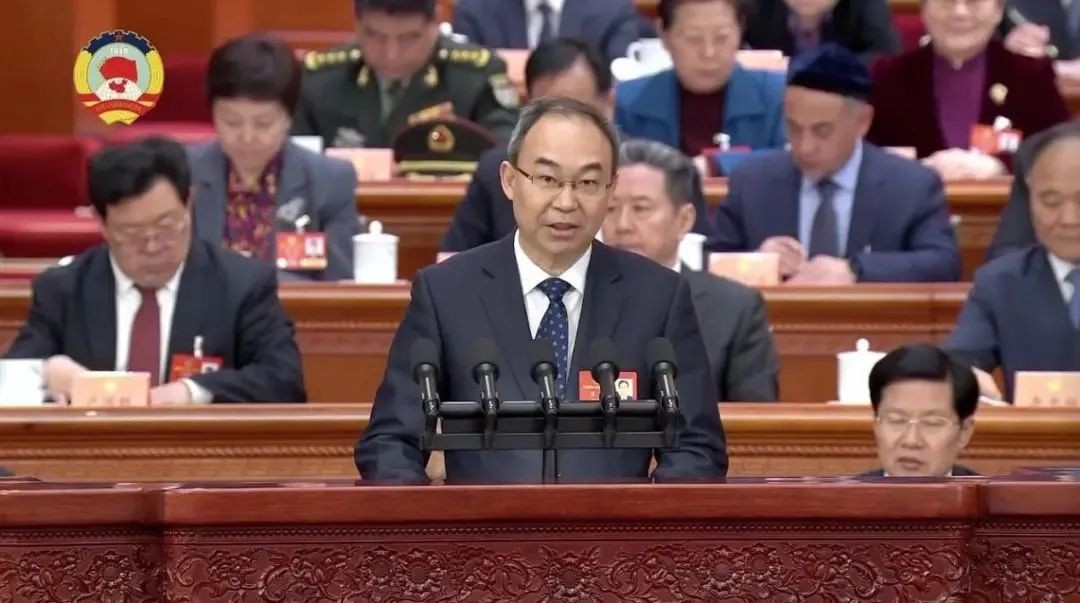 聚焦两会医声 | AI医疗、儿童罕见病、中小学心理健康、老年医保......